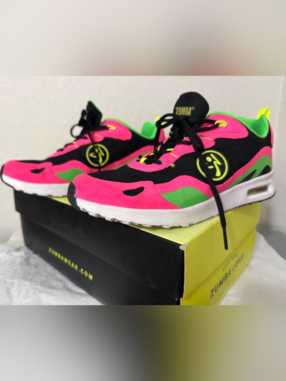Zumba Air Lo Sneakers Womens 7.5 Black Pink Green